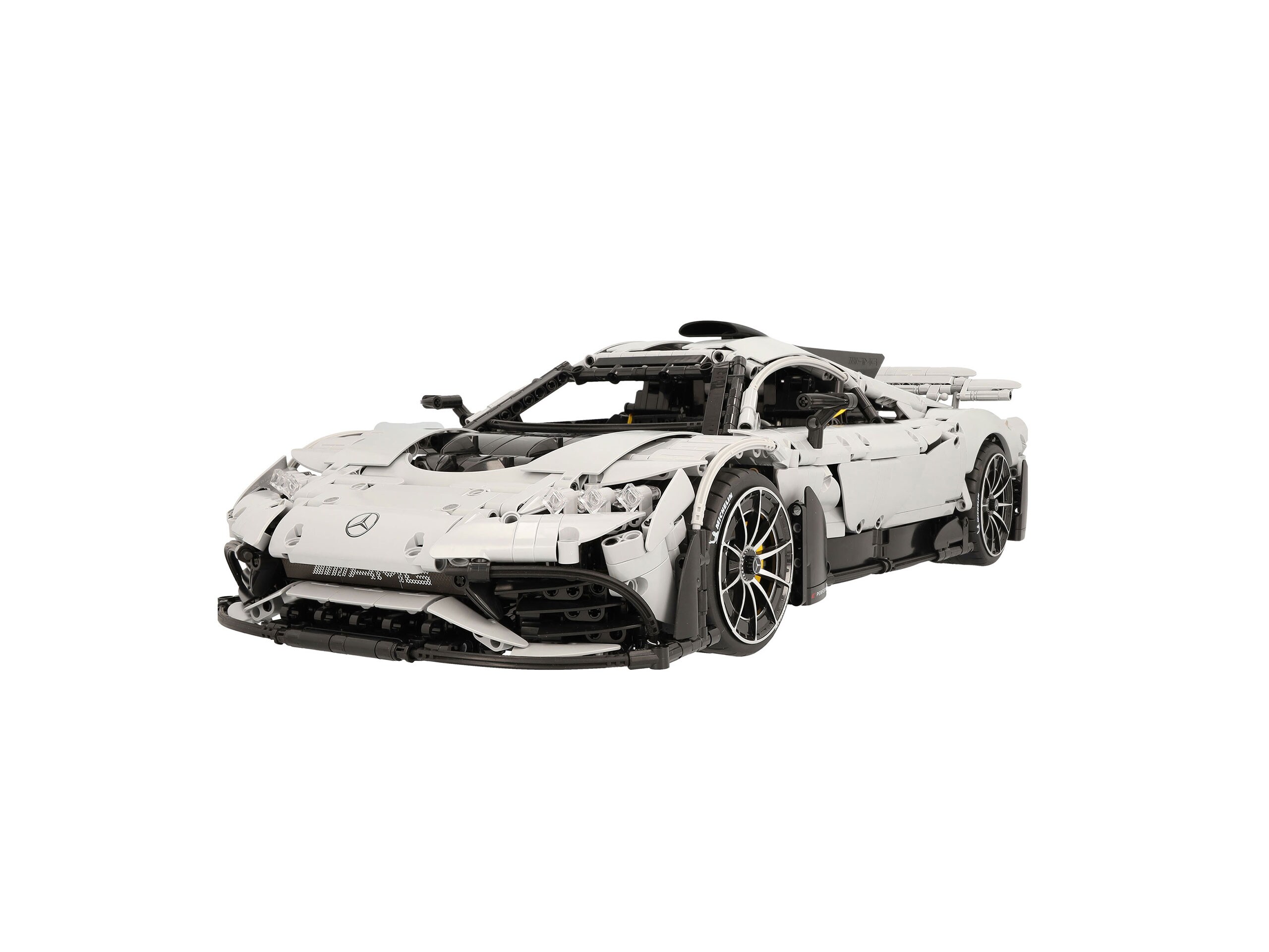 Mercedes-AMG ONE összeépíthető távirányítós modell