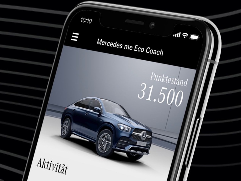 Mercedes-Benz Eco Coach alkalmazás | Alkalmazások | Mercedes-Benz Az okostelefonon megnyitható a Mercedes-Benz Eco Coach alkalmazás, és megjelenik a különösen környezetbarát vezetési stílussal elért pontszám.