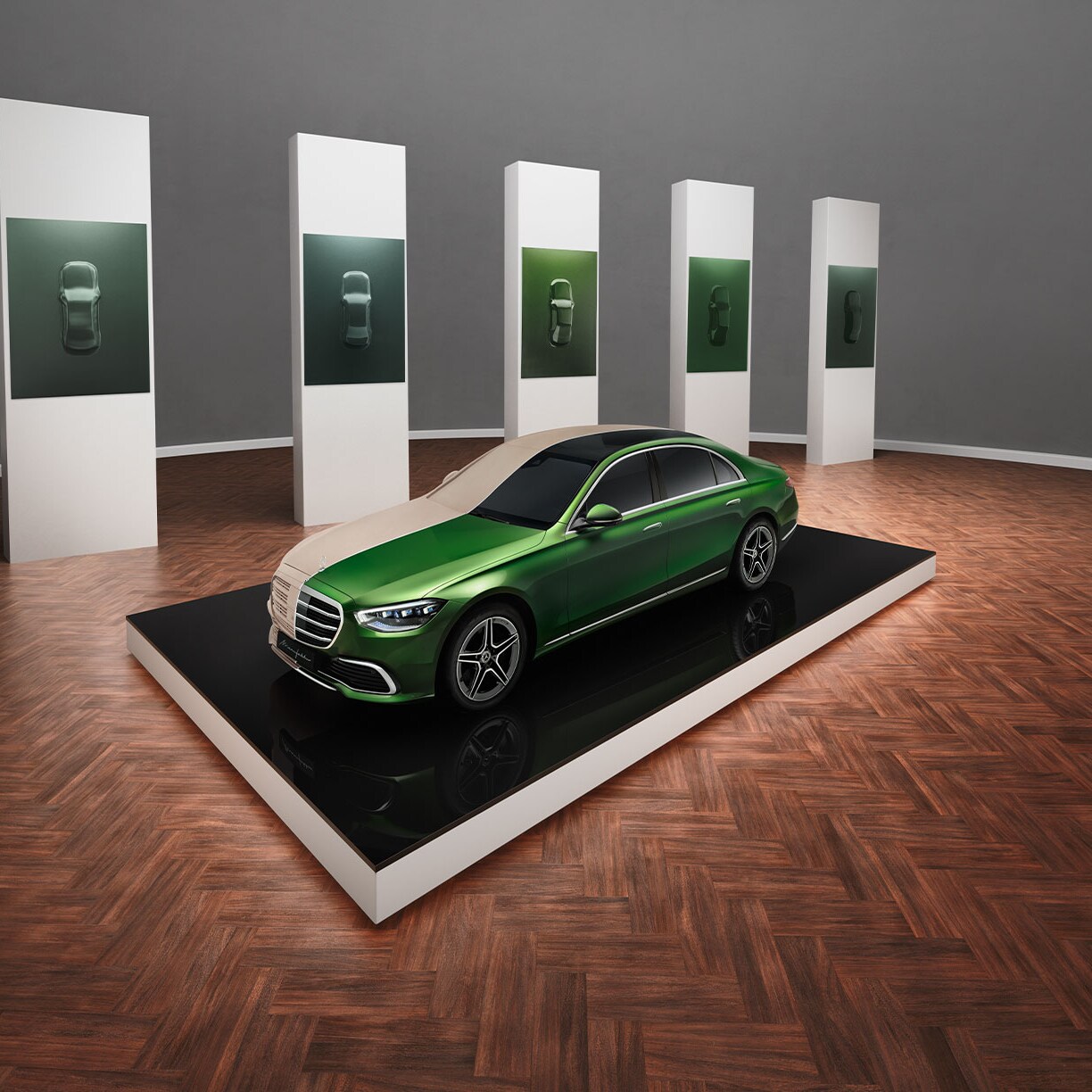 Egy félig maszkolt, félig zöld MANUFAKTUR fényezésű Mercedes-Benz modell.