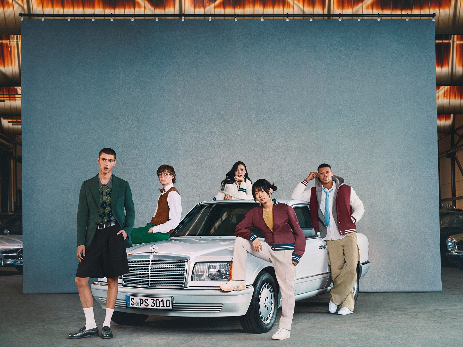 A Mercedes-Benz S-osztálya.