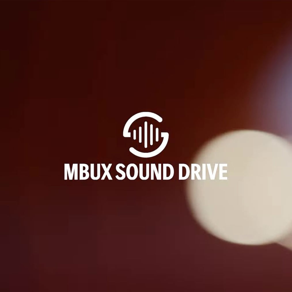 A Mercedes-AMG A 45 S 4MATIC+ Final Edition MANUFAKTUR mountain grey, MAGNO vagy Night Black színben.