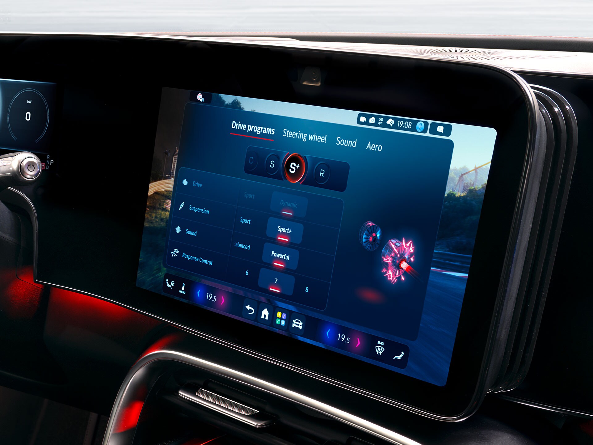 Az új Mercedes-AMG GT 4 ajtós Coupé MB.OS rendszere.