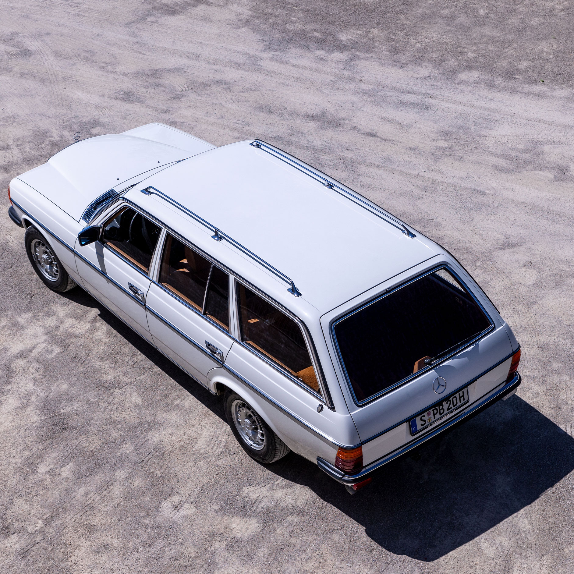 T-Modell definíció | T-modellek| Mercedes-Benz Az S123 felülnézetben, a Mercedes-Benztől.
