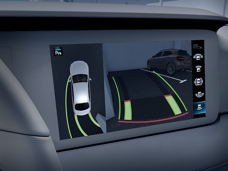 Parkolócsomag 360°-os kamerával a Mercedes-Benz C-osztály limuzinban.
