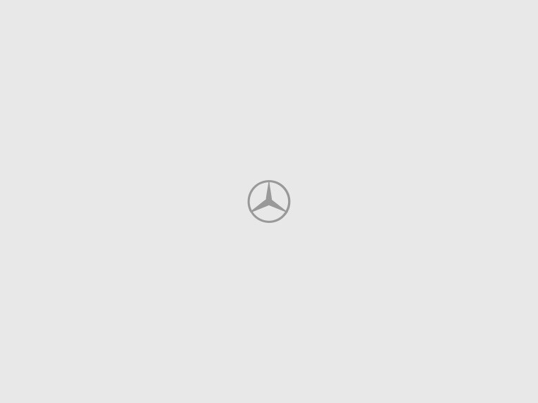 A Mercedes-Benz C-osztály limuzin sport futóművel.