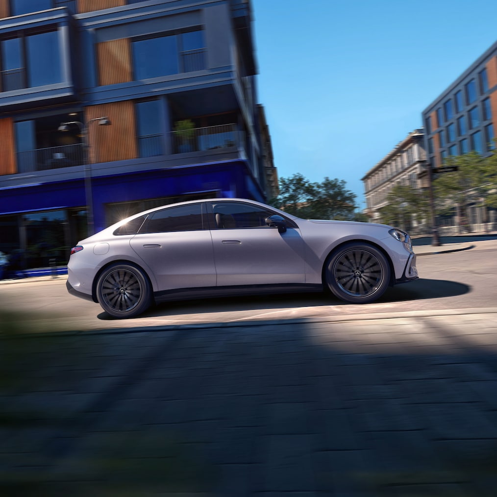 Az új, teljesen elektromos Mercedes-Benz C-osztály Afilitás & komfort csomagja.