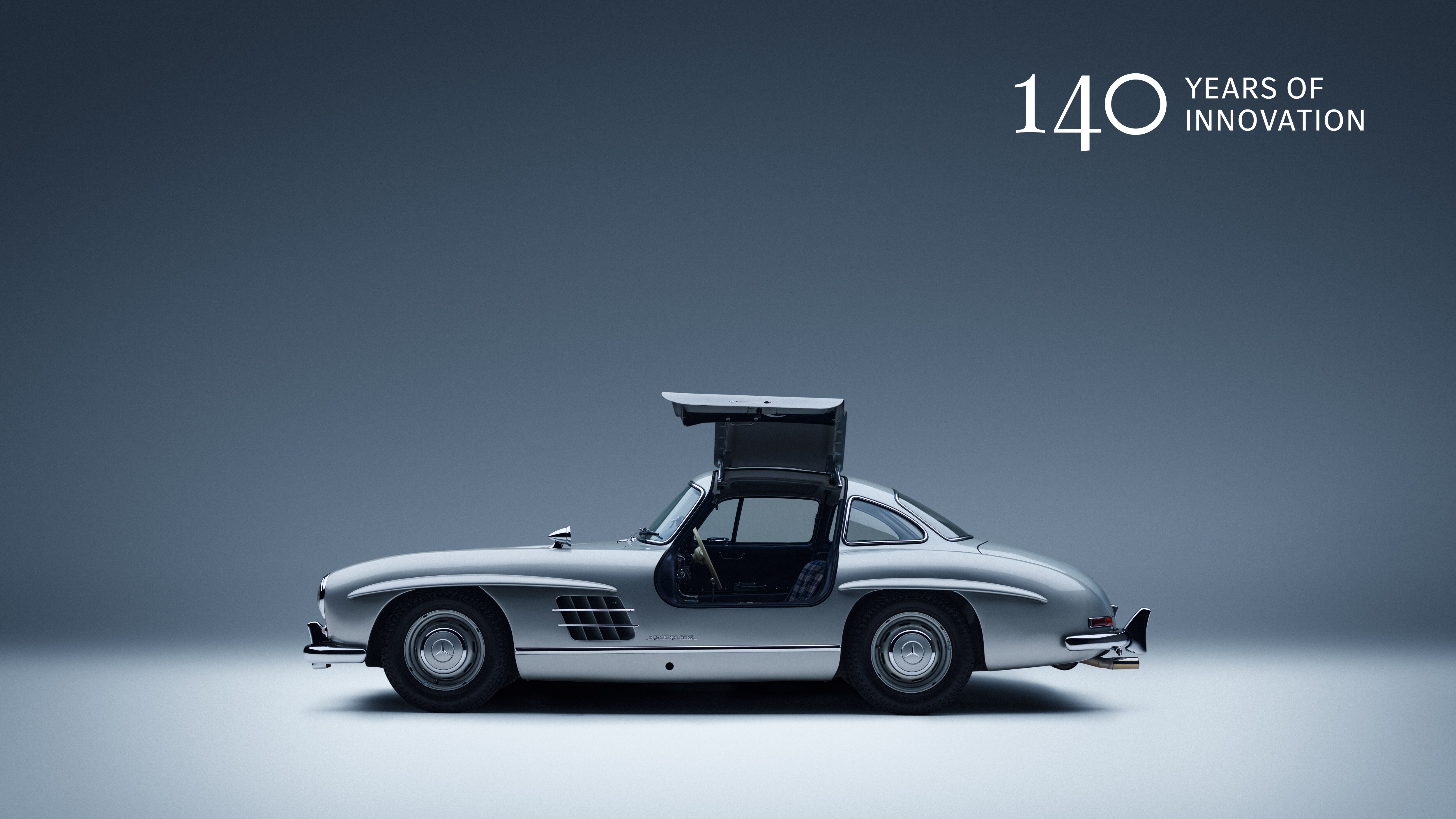 Mercedes-Benz Studio