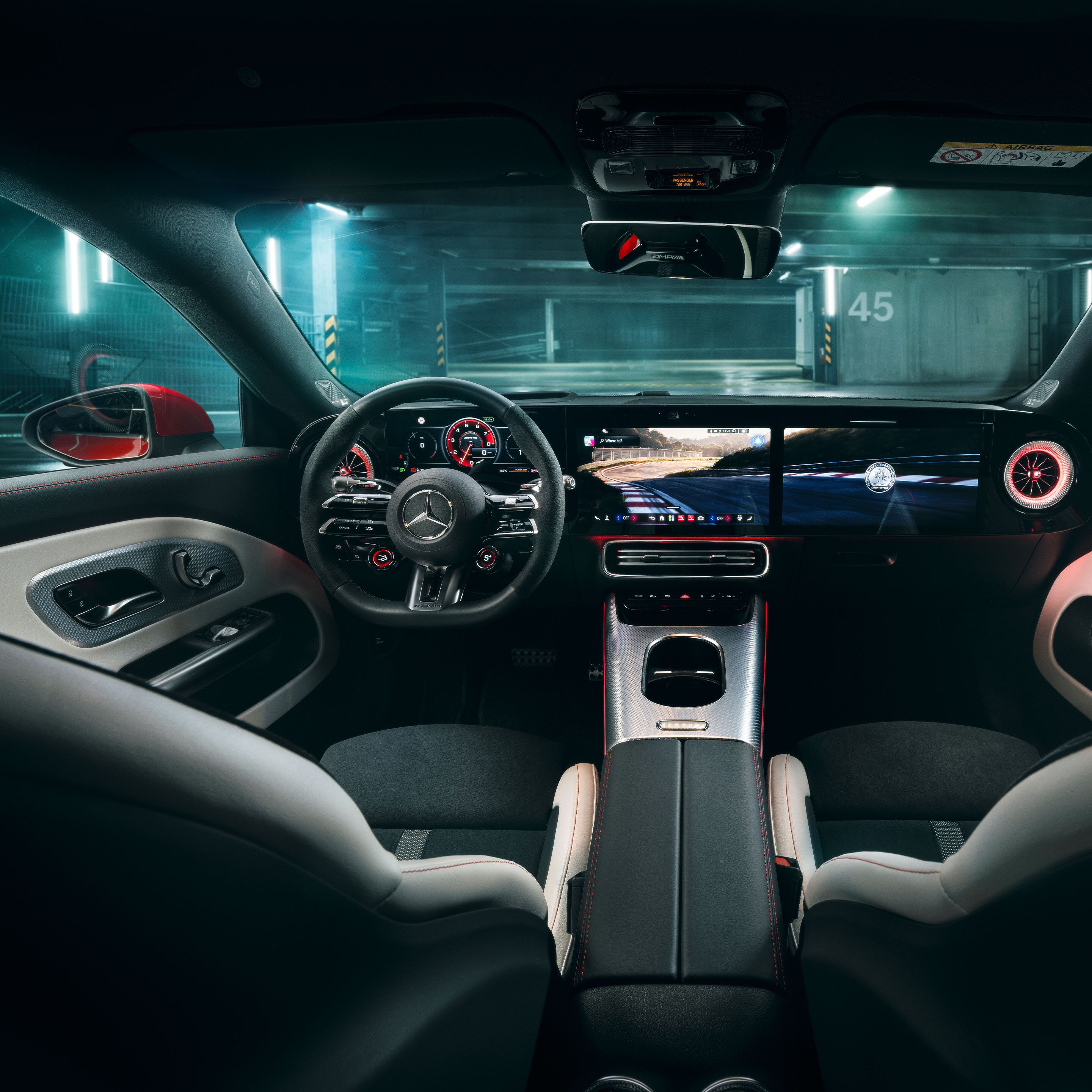 Az új Mercedes-AMG CLA 45 electric 4MATIC+ Shooting Brake belső tere.
