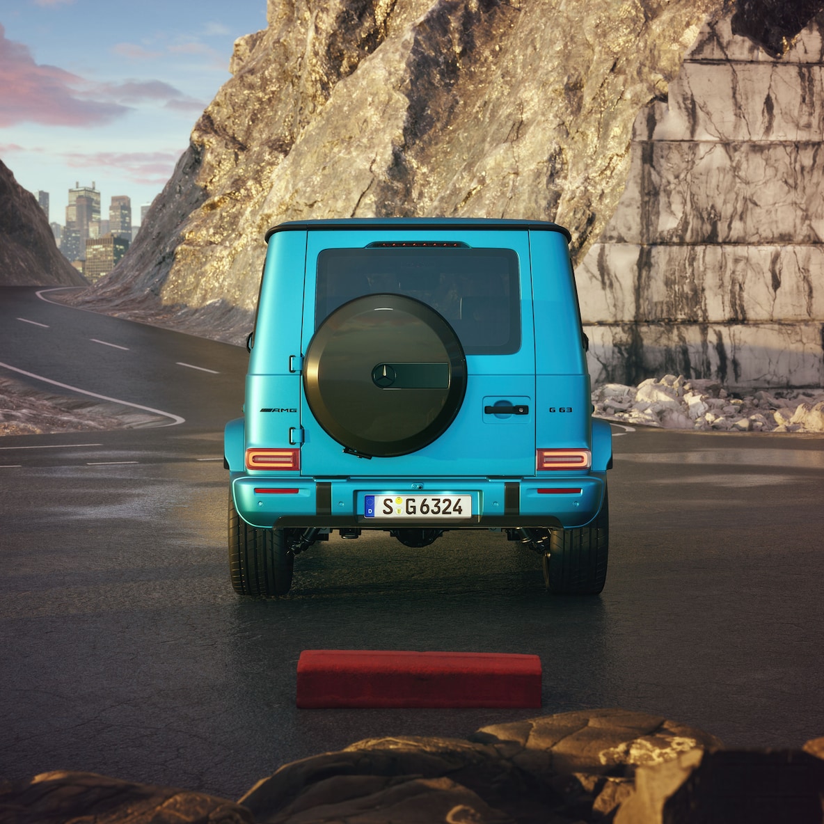 Az AMG külső karbon csomaggal rendelkező Mercedes-AMG G 63 elülső oldalnézete.