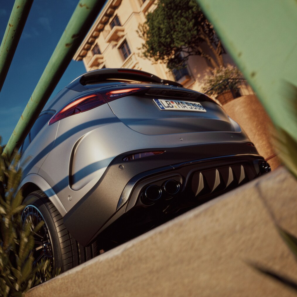 Az új Mercedes-AMG GLC SUV AMG DYNAMIC PLUS csomagja.