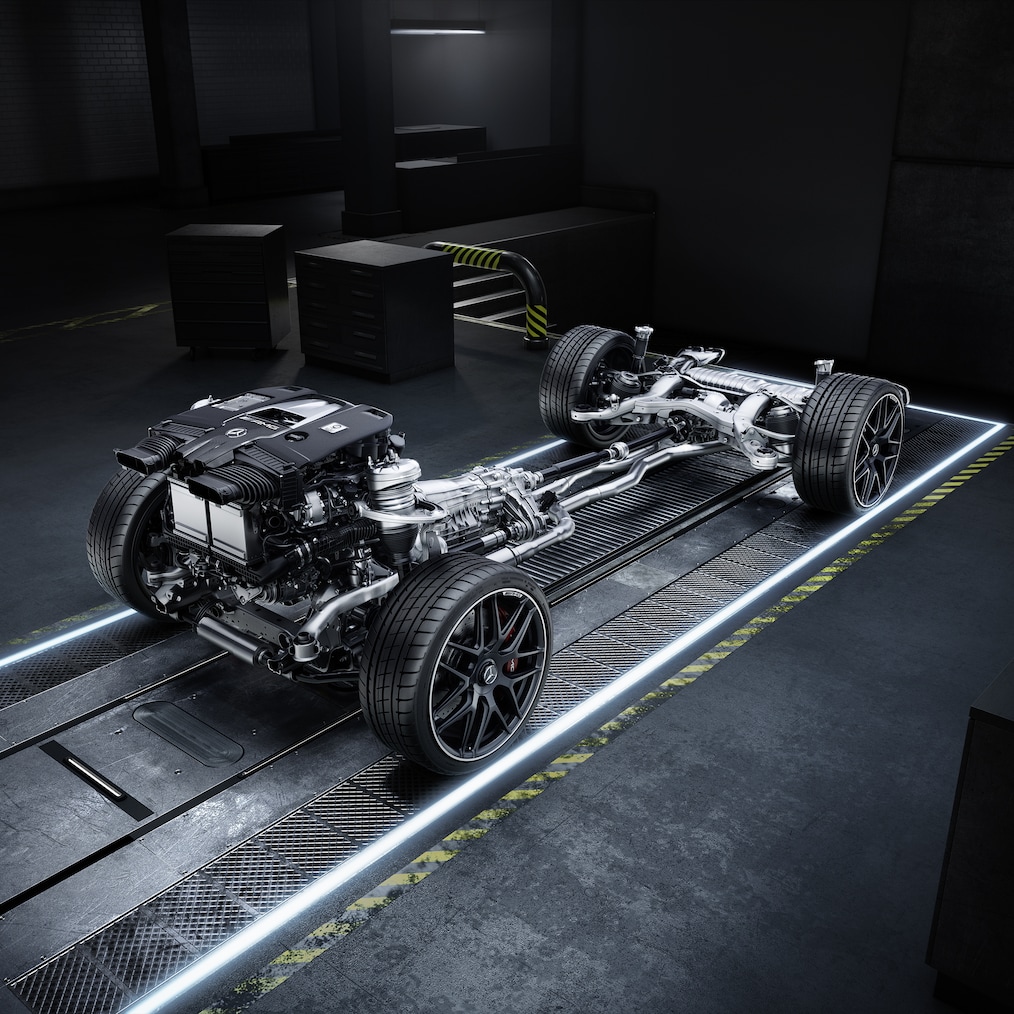 A Mercedes-AMG GLE SUV további dinamikus nézete (menet közben készült felvétel).