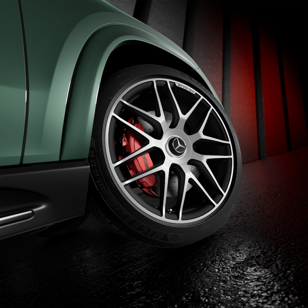 A Mercedes-AMG GLE 63 S keresztküllős, kovácsolt AMG keréktárcsái.