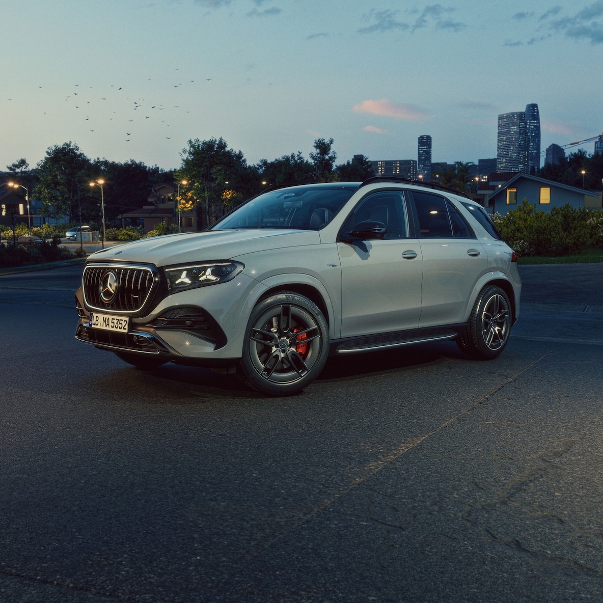 A Mercedes-AMG GLE 53 4MATIC+ külső megjelenése.