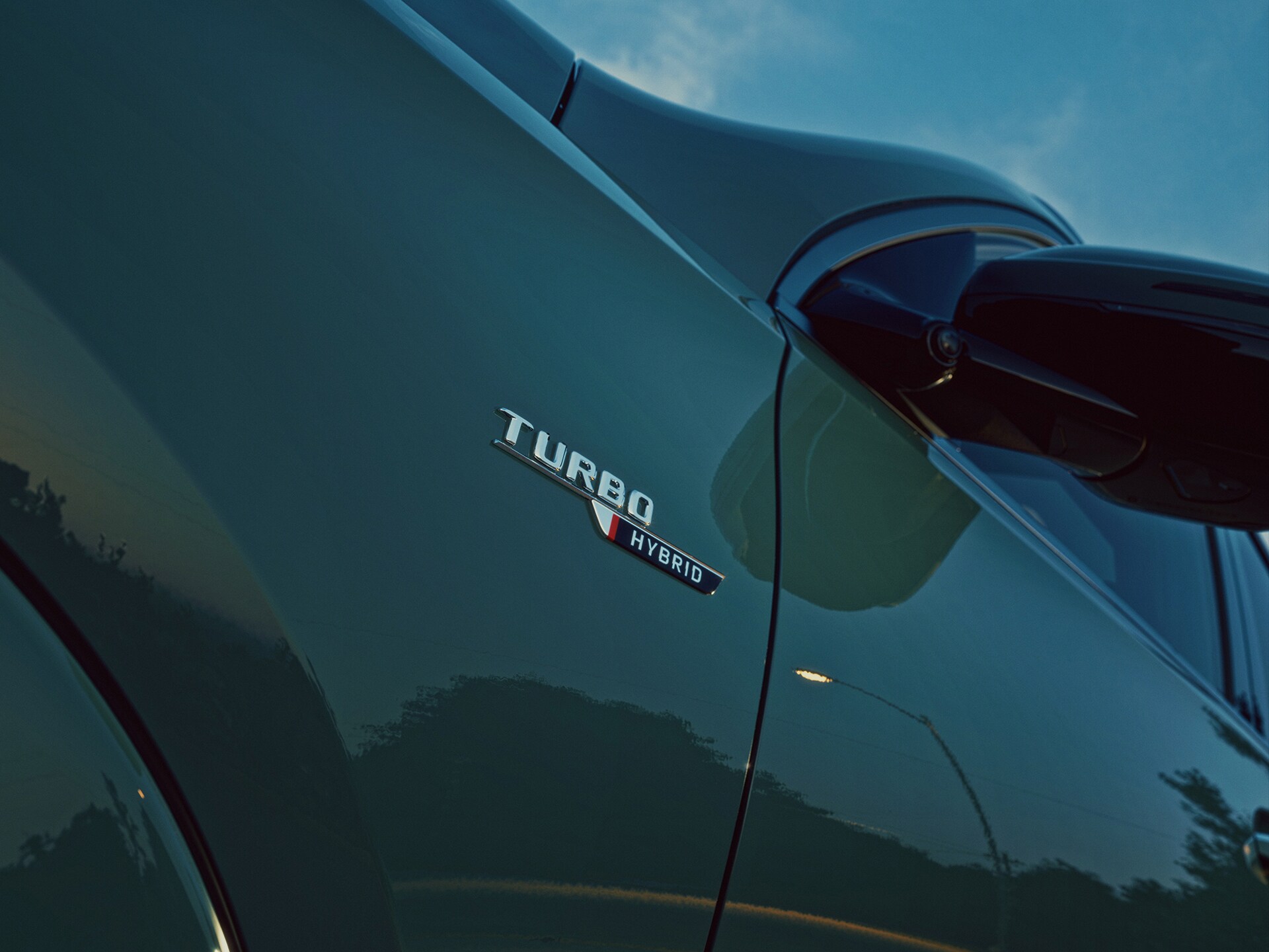 Az új Mercedes-AMG GLE 53 HYBRID 4MATIC+ SUV