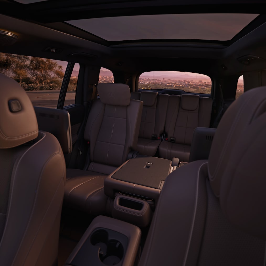 Az új Mercedes-Benz GLS 7 üléses modell harmadik üléssoral.