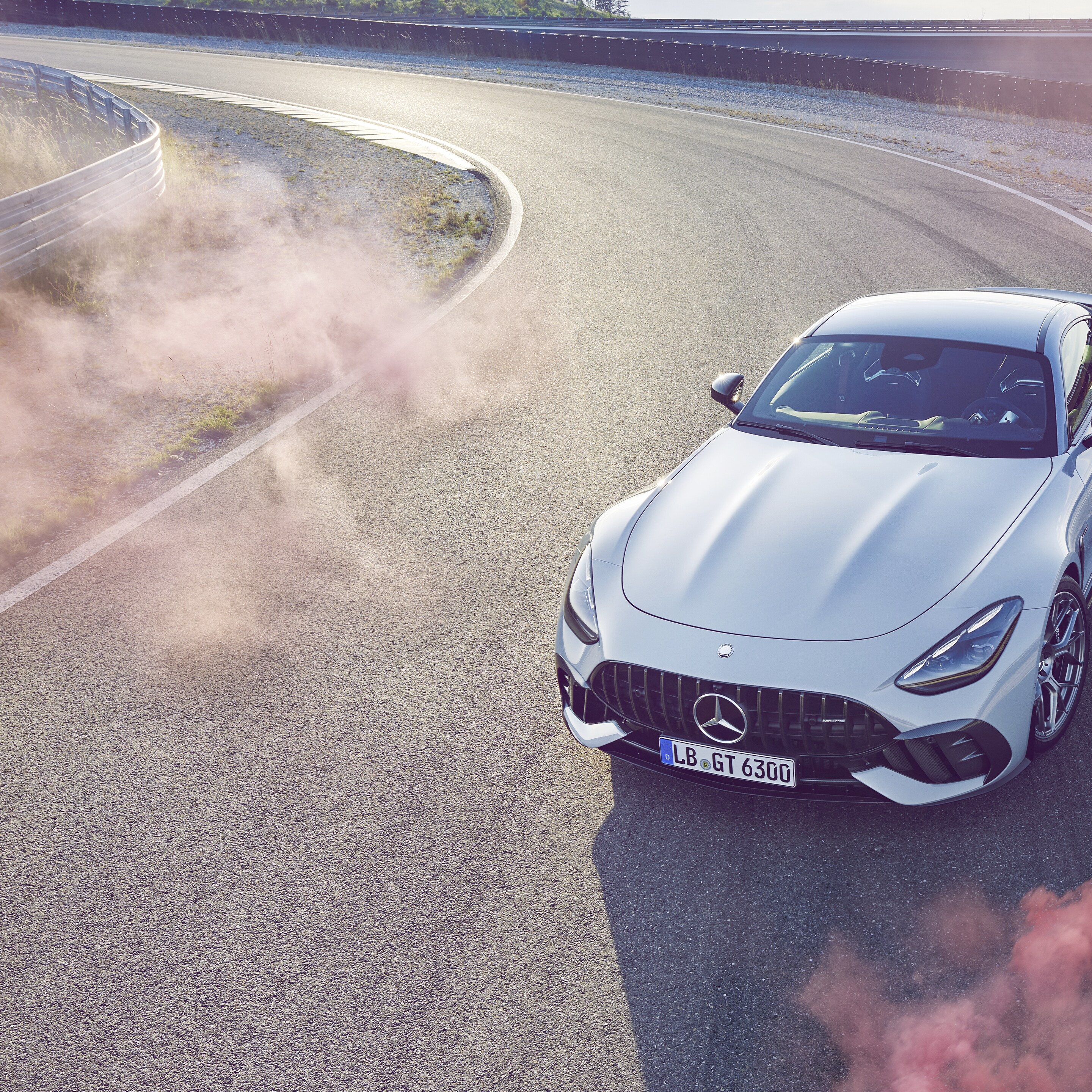 A Mercedes-AMG teljesítményének illusztrációja.