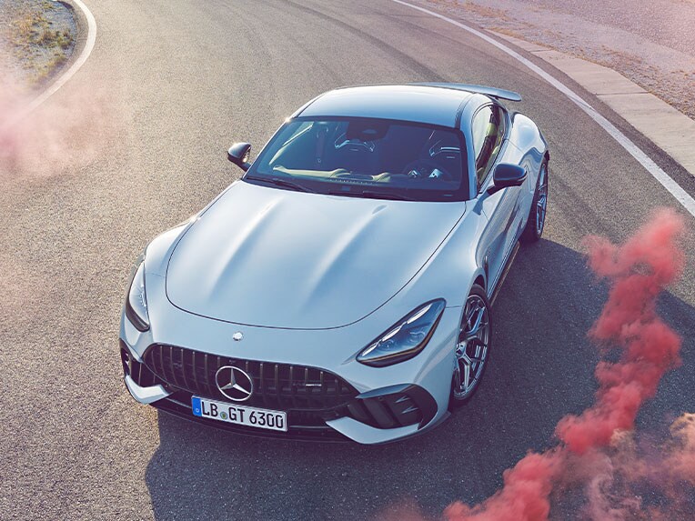 A Mercedes-AMG teljesítményének illusztrációja.