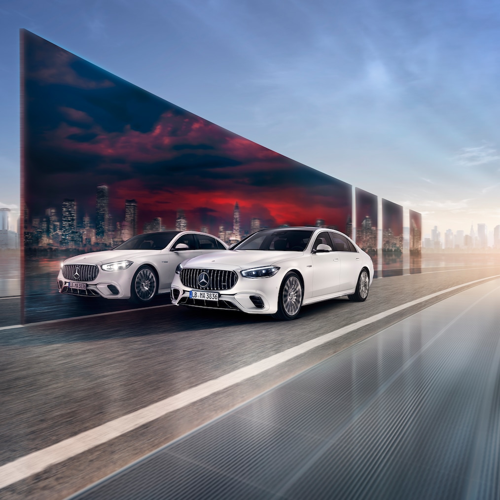 A Mercedes-AMG S 63 E PERFORMANCE dinamikus nézete (menet közben készült felvétel).