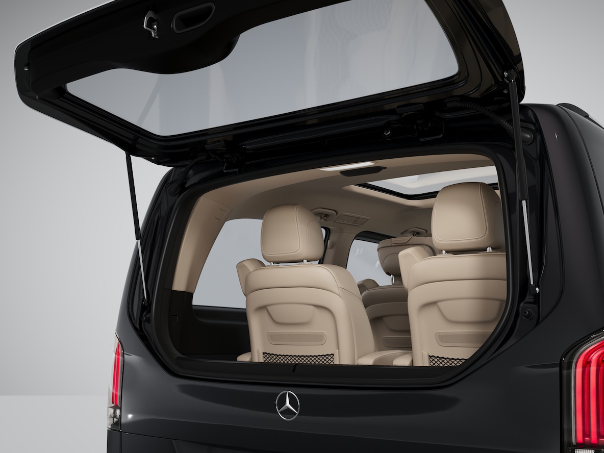 A Mercedes-Benz V-osztály külön nyitható hátsó ablaka.