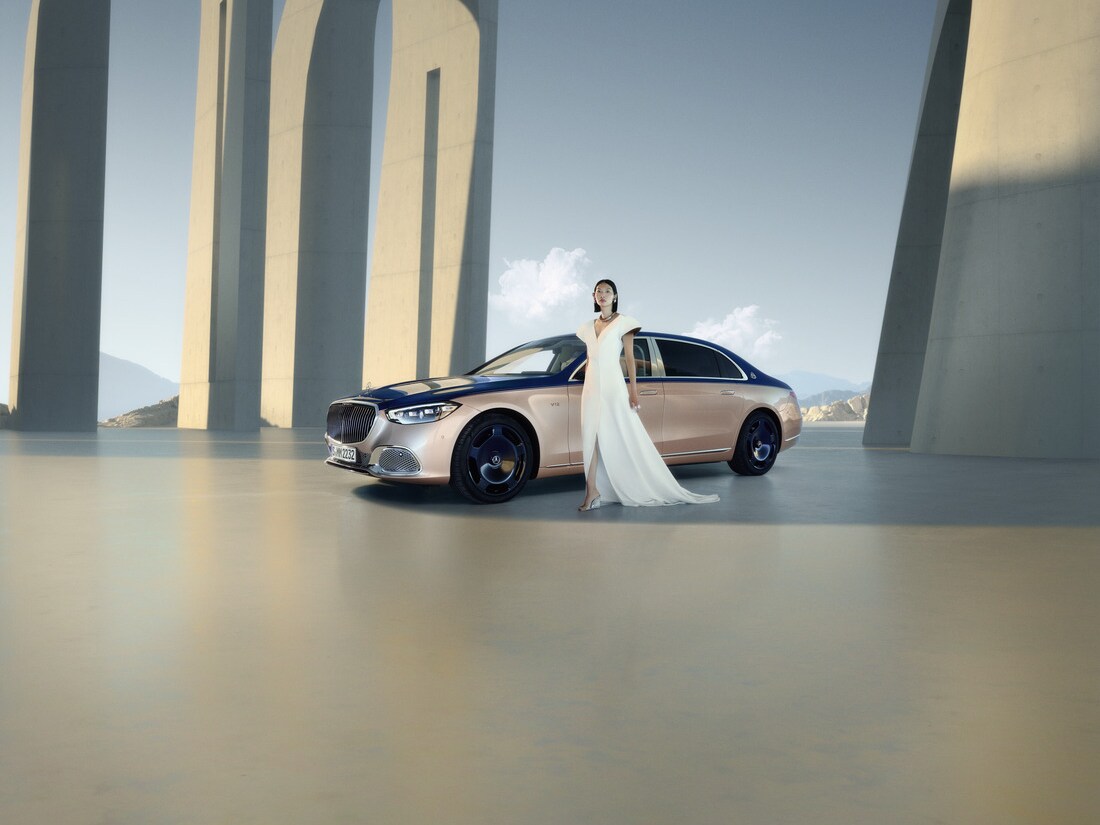 Mercedes-Maybach S-osztály Haute Voiture rózsaszínben csillogó árnyalattal