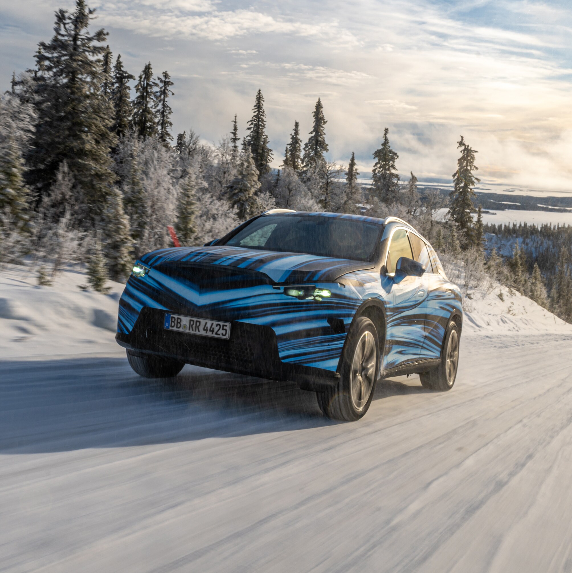 Elektromos GLC SUV | Mercedes-Benz