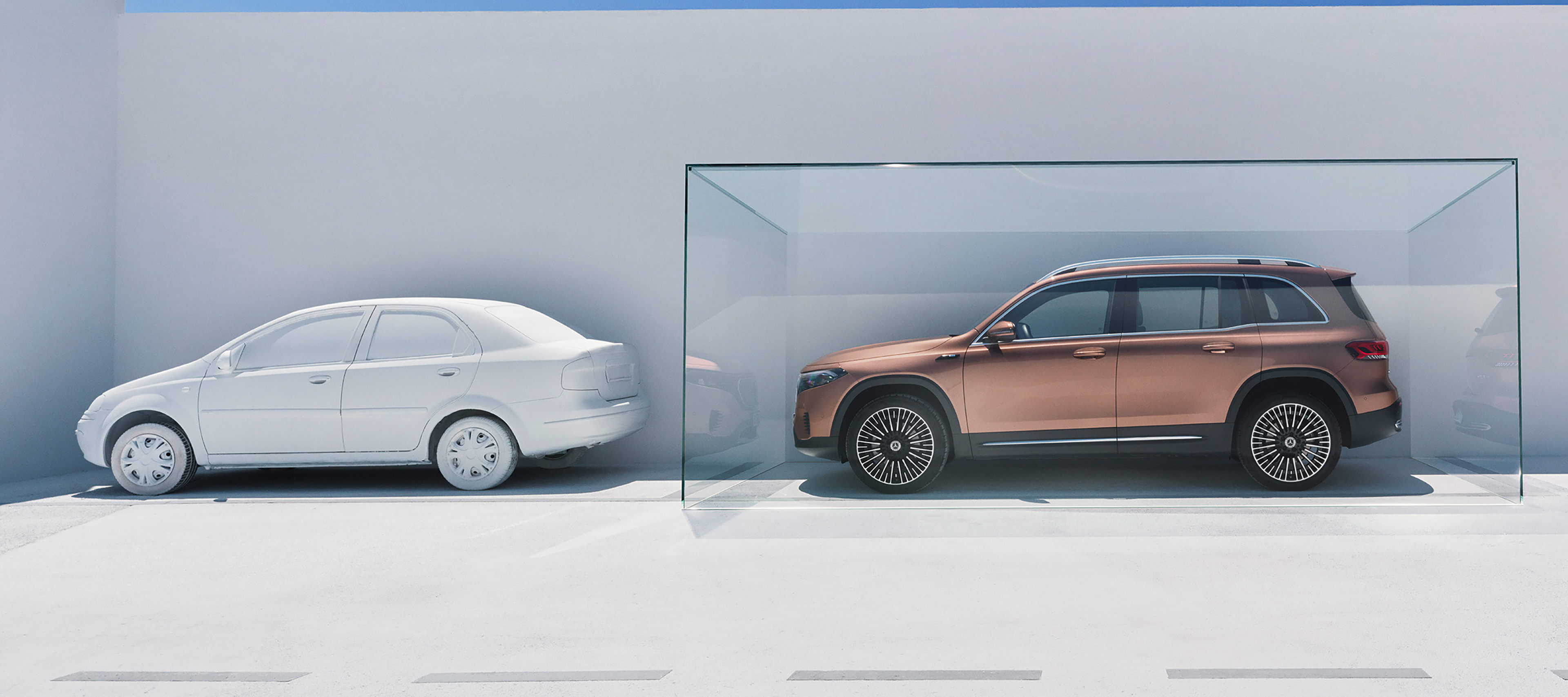 GUARD 360˚ | Mercedes-Benz A Digitális extrafelszereltségeknek köszönhetően Mercedes-Benz járműve mindig kapcsolatban van okostelefonjával.
