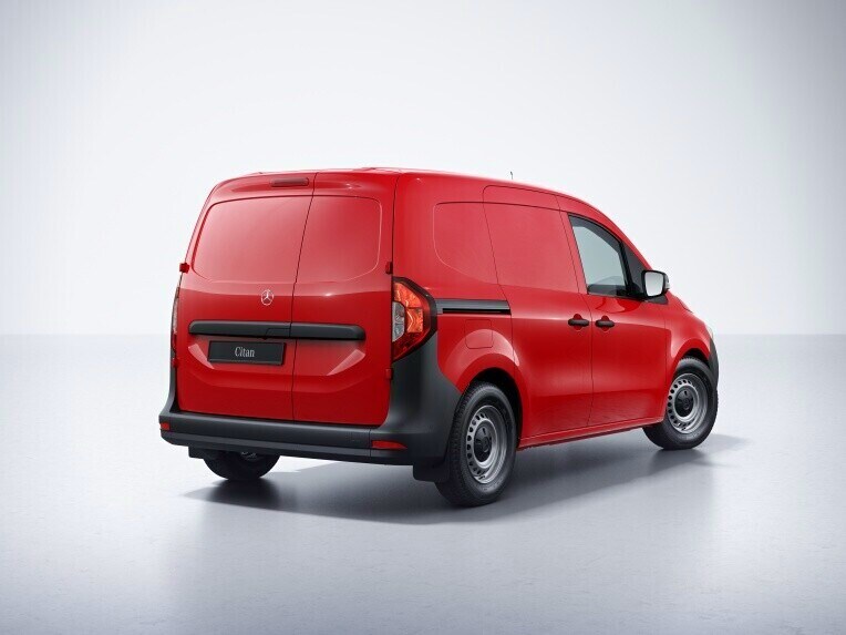 A tolatókamera a Mercedes-Benz Citan zárt áruszállítón.