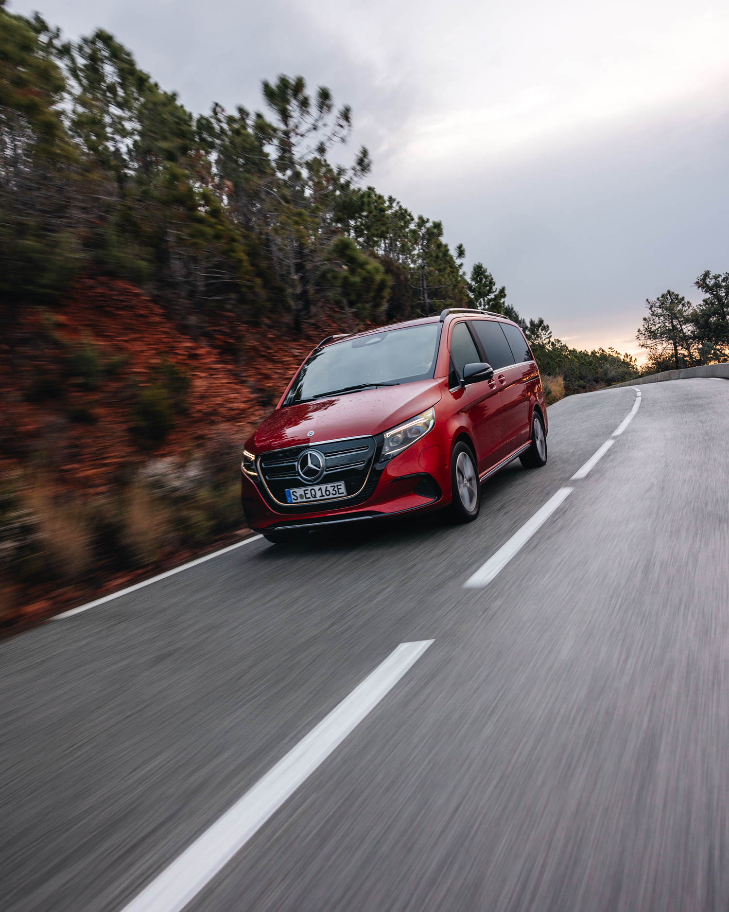 Modelláttekintés | EQV | Mercedes-Benz A Mercedes-Benz EQV külső megjelenése.