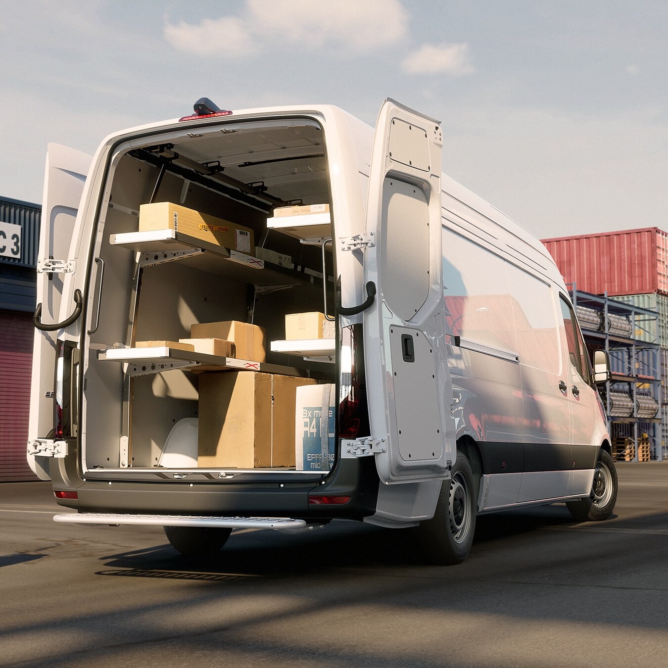 Mercedes‑Benz Sprinter rendezett polcrendszerrel és raktérrendszerrel