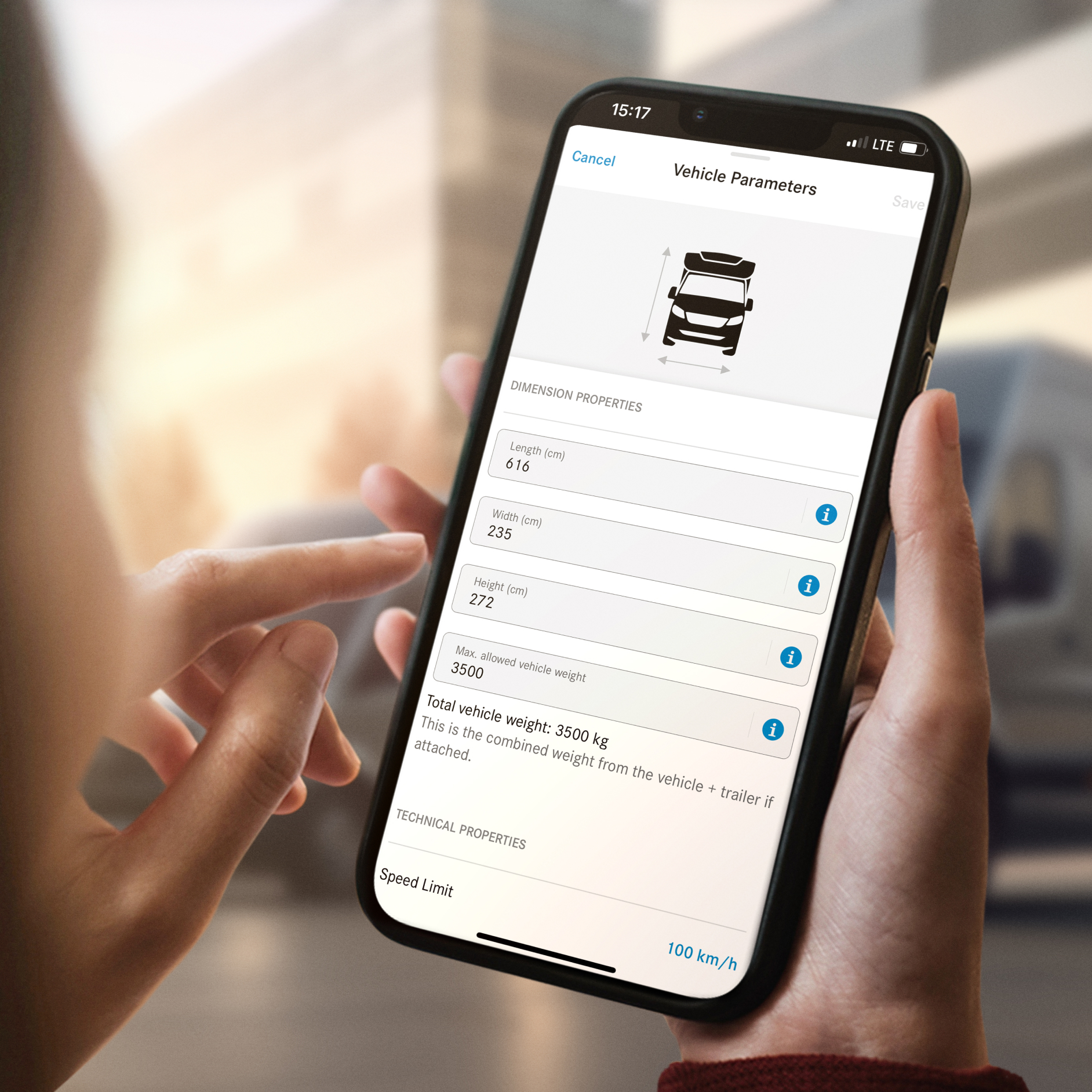 Navigáció pótkocsikhoz és túlméretes járművekhez | Digitális extrafelszereltségek | Mercedes-Benz A jármű méreteinek grafikus megjelenítése a Mercedes-Benz alkalmazásban okostelefonon.