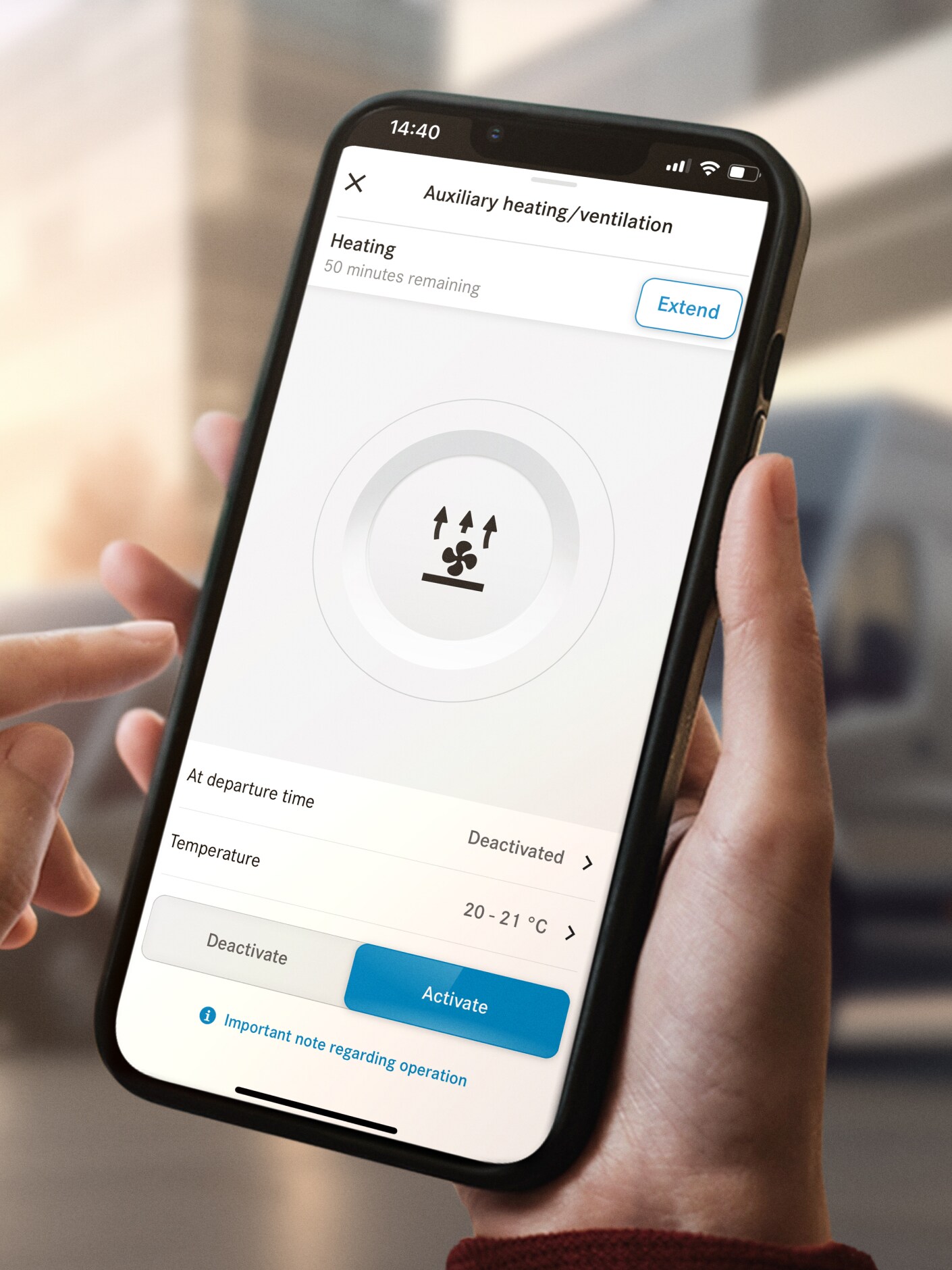 A Mercedes-Benz kiegészítő fűtés/szellőztetés funkciója okostelefonon.