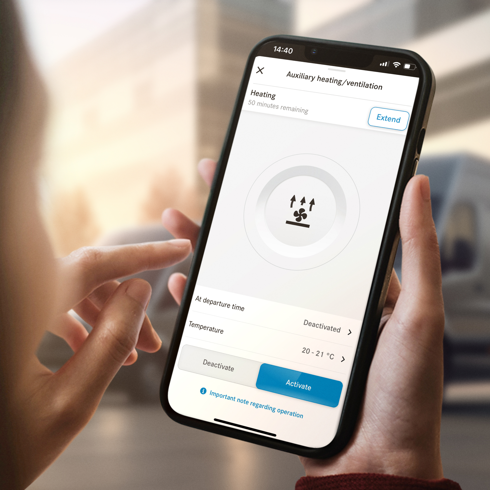 Kiegészítő fűtés/szellőzés | Digitális extrafelszereltségek | Mercedes-Benz A Mercedes-Benz kiegészítő fűtés/szellőztetés funkciója okostelefonon.