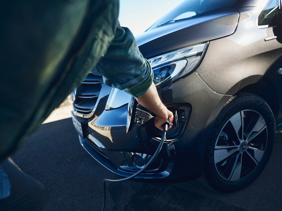 A Mercedes-Benz Vans Kelet-Közép-Európai Régiója 2024 novemberében partnerségre lépett az E.ON-nal annak érdekében